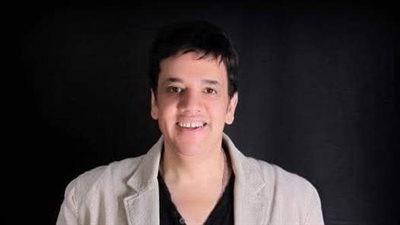 مطرب التسعينات .. وفاة الفنان ضياء عز الدين  وأصدقاؤه ينعونه بكلمات مؤثرة