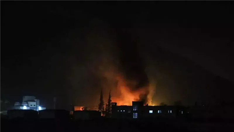 غارات إسرائيلية تضرب قلب دمشق .. ماذا حدث فجر اليوم بسوريا؟
