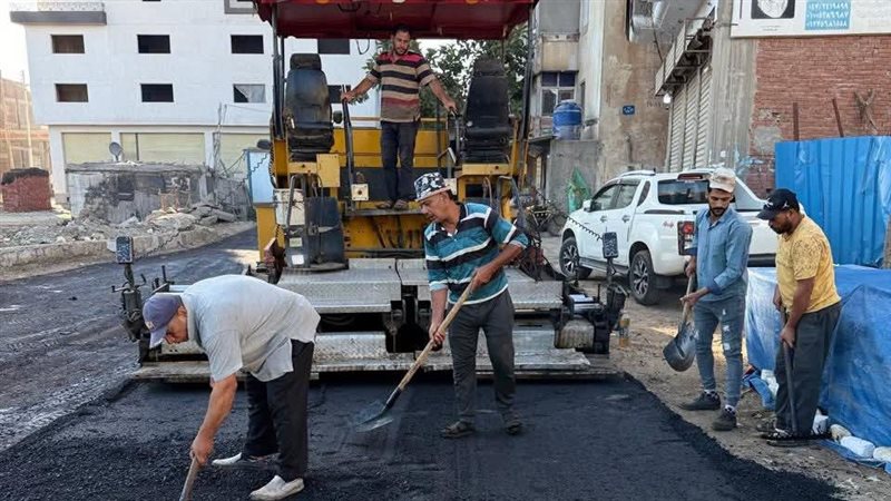 أثناء اعمال الرصف