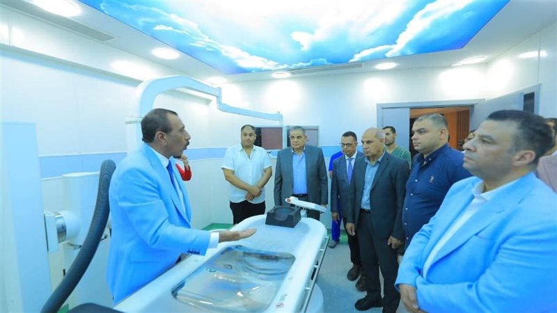 أثناء افتتاح وحدة