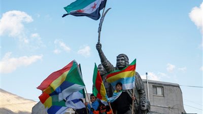 فايننشال تايمز: السويداء تسترجع الدروز الاضطهاد بعهد العثمانيين والشيشكلي