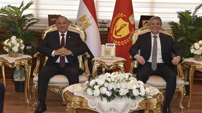 محافظ بورسعيد يستقبل رئيس مصلحة الجمارك لمناقشة آليات حوكمة المنافذ الجمركية