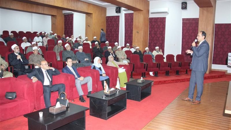الدكتور عمرو عثمان