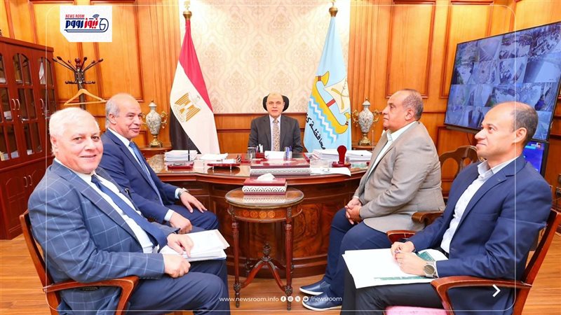 محافظ كفرالشيخ ووفد