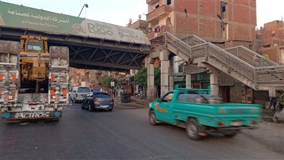 الطرق والكباري تنفي حدوث انهيار لأحد كباري المشاة بطريق بنها