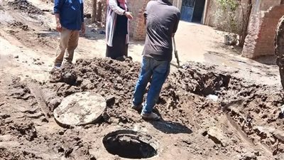 السيطرة على انفجار خط مياه رئيسي بقرية كفر قورص بالمنوفية