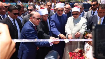 وزير الأوقاف والمفتي يفتتحان ساحة مسجد سيدي إبراهيم الدسوقي بكفر الشيخ (صور)