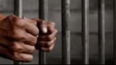 تجديد حبس مديرة الشهر العقاري بدمنهور وعضو فني 15 يوما