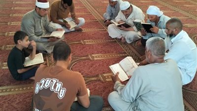 وسط إقبال كبير..مقارئ الجمهور تضيء مساجد مطروح عقب صلاة الجمعة