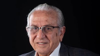 علي بدرخان رئيسًا للجنة الاستشارية العليا للدورة الأولى من مهرجان بورسعيد 