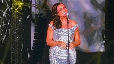 أنغام تختتم حفلها في مدينة العلمين الجديدة بأغنية 