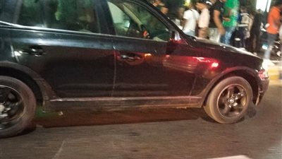 8 مصابين في تصادم سيارة بعمود إنارة على محور المحمودية بالإسكندرية