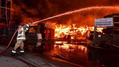 حريق يلتهم تروسيكل أثناء توقفه أمام منزل صاحبه بسوهاج