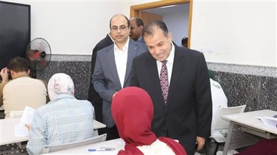 انعقاد امتحان 