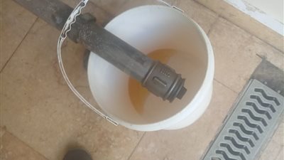 ضبط 1000 لتر زيت طعام مستعمل بمصنع خلال حملة تموينية ببني سويف 