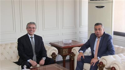 رئيس مصلحة الجمارك: نعمل على تحسين الأداء الجمركي لتقليل زمن وتكلفة الإفراج