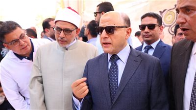 محافظ كفرالشيخ يتفقد القافلة الطبية التنموية الشاملة بقرية سنهور المدينة بدسوق