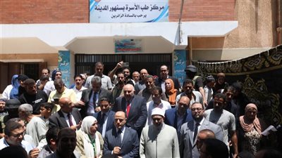 رئيس جامعة الأزهر ومحافظ كفر الشيخ يتفقدان قافلة الجامعة التنموية الشاملة