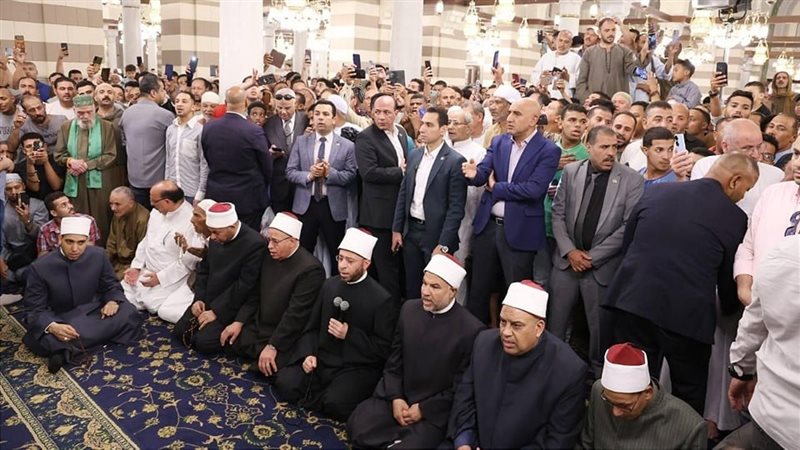 وزير الأوقاف في أحد