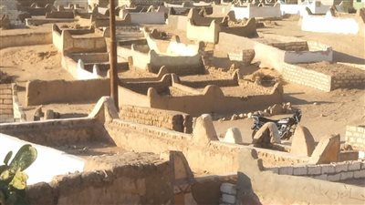 دفن جثماني شقيقتان من ثلاثة غرقن بأسيوط.. والإنقاذ النهري يواصل البحث 