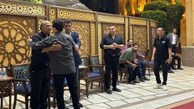 سامح يسري أول الحاضرين لعزاء الراحل ضياء عز الدين 