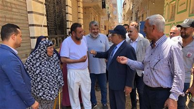 محافظ الدقهلية يتابع وصول مياه الشرب بالبر الشرقي في مدينة نبروه 