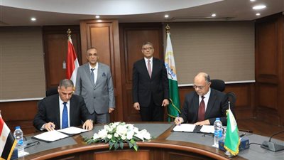 بروتوكول تعاون بين الجيزة والشركة المصرية لتوفير منافذ بيع لمبات الليد 