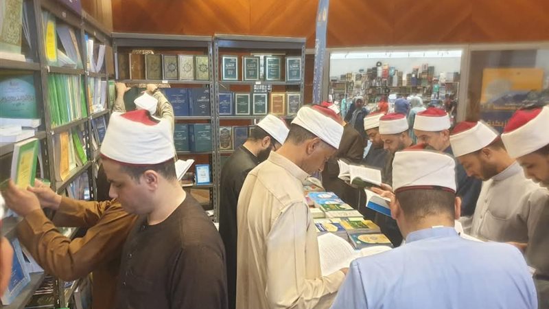 أئمة الأوقاف بمعرض
