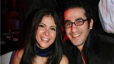 سالي حلمي تصف منى زكي بـ«الزوجة المثالية» و«السند في الأوقات الصعبة» |فيديو 