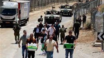 إعلام عبري: إسرائيل أدخلت المساعدات إلى السويداء بإذن من الشرع 