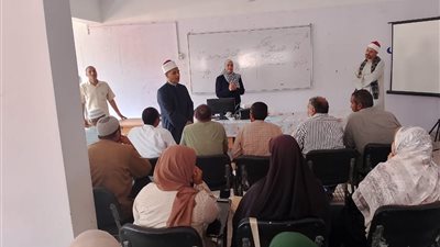 رئيس منطقة الإسماعيلية الأزهرية يتابع برنامج تدريب المعلمين ومحفظي القرآن