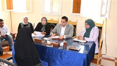 نائب محافظ الفيوم يعقد لقاءً لخدمة المواطنين بقرية أبو كساة مركز إبشواي