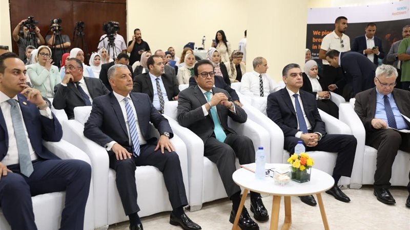 الدكتور خالد عبدالغفار