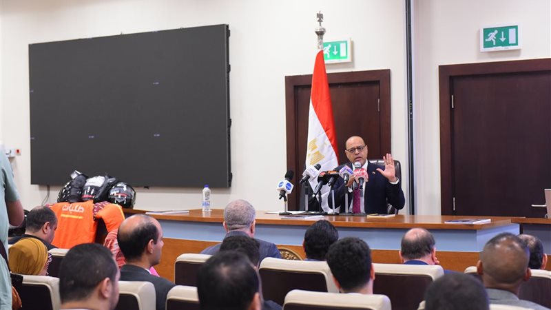 وزير العمل