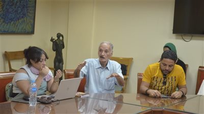 أحمد عبد الجليل.. مخرج يعيد الحياة للنصوص الغنائية برؤية شعبية أصيلة