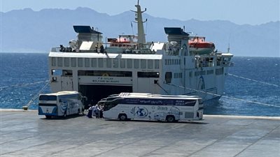 تداول 10 آلاف طن و491 شاحنة بموانئ البحر الأحمر في يوم واحد