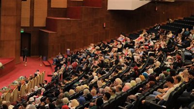 رئيس جامعة كفر الشيخ يشهد حفل تخريج طلاب كلية الذكاء الاصطناعي