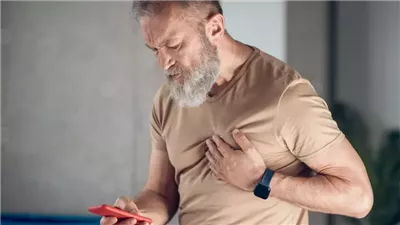 مرض القلب المنكسر.. هل يمكن للزعل أن يسبب جلطة قلبية؟ هيثم بدران يجيب