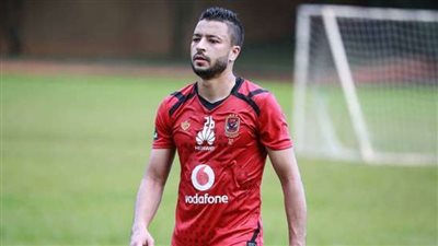 الأهلي أعظم ناد في الكون..  باسم علي يعلن اعتزاله كرة القدم