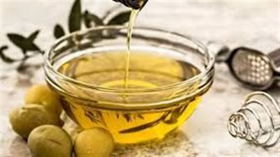 فوائد زيت الزيتون على الريق: كيف يحسن قلبك ودماغك؟ 