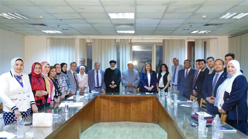 مبادرة بالإنسان نبدأ