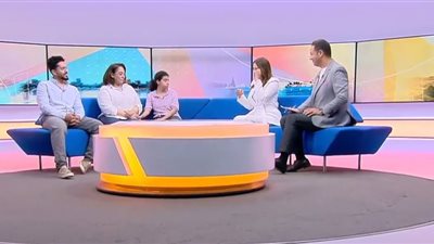 على الهوا.. مذيعة 