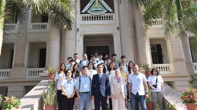 رئيس جامعة بنها يستقبل طلاب المدرسة الصيفية بجامعة وسط الصين الزراعية