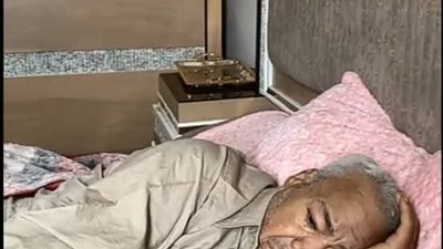 إجباره على التنازل والإهمال الطبي.. أب مسن ضحية تعذيب من نجله