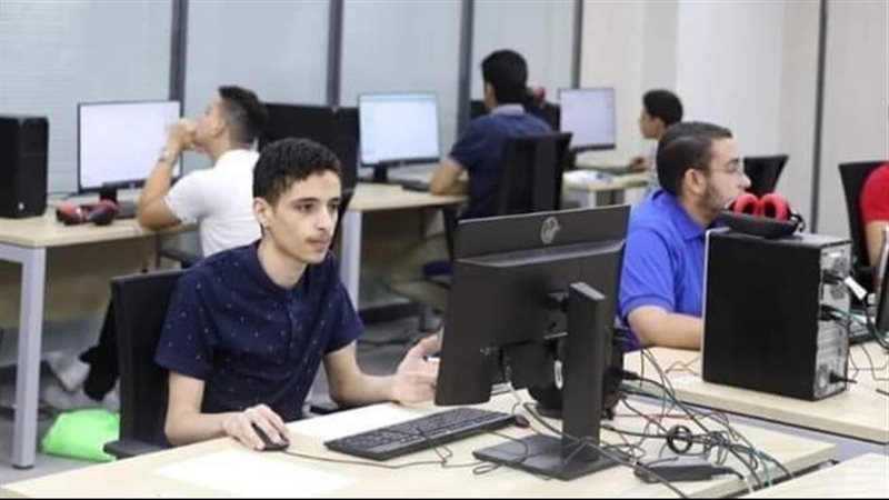 طلاب الثانوية العامة