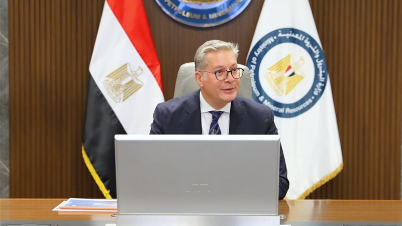 وزير البترول