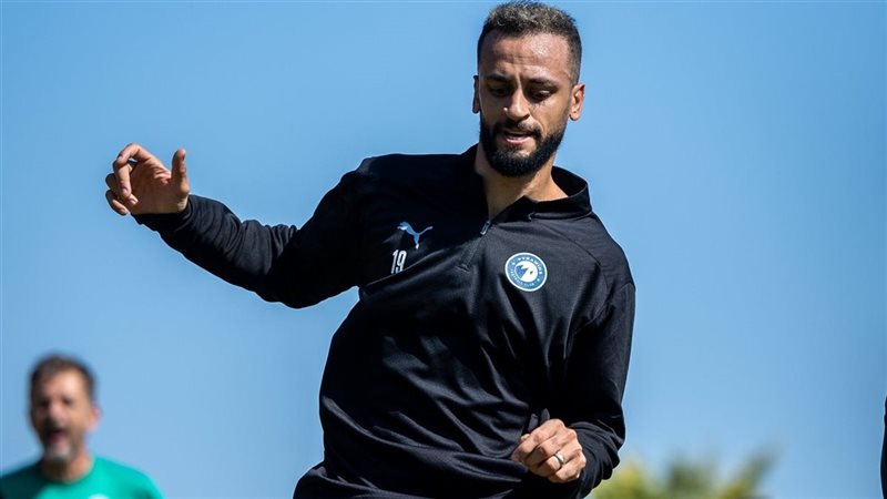 مروان حمدي مهاجم