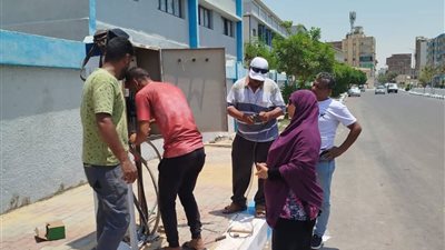 حملات نظافة وكهرباء.. جهود متواصلة للارتقاء بالخدمات بحي الأربعين بالسويس