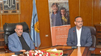 محافظ أسيوط يترأس اجتماع اللجنة الاستشارية لدعم حماية حقوق الأطفال 