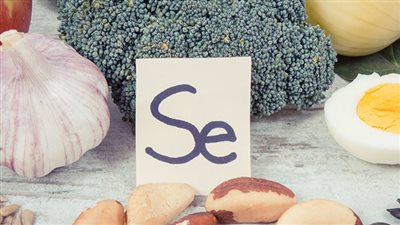 السيلينيوم للنساء  معدن صغير بتأثيرات كبيرة لا تُقدّر بثمن